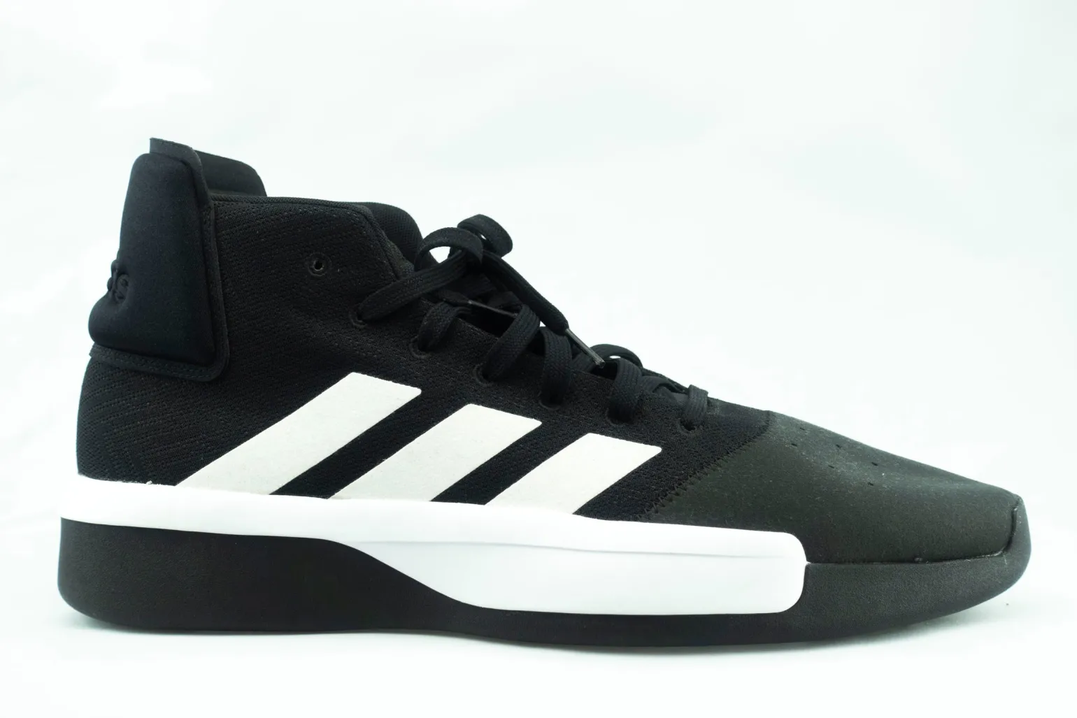 adidas_black_0.webp Adidas Black