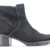 32.800 Black
