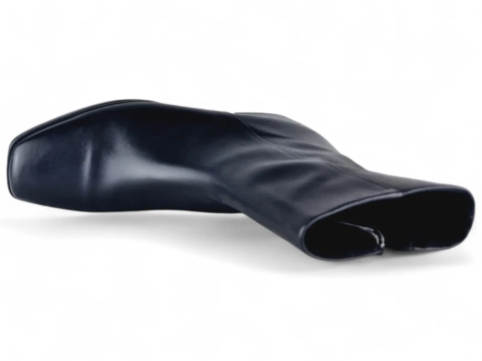 black_2-3.webp 32.920 Black