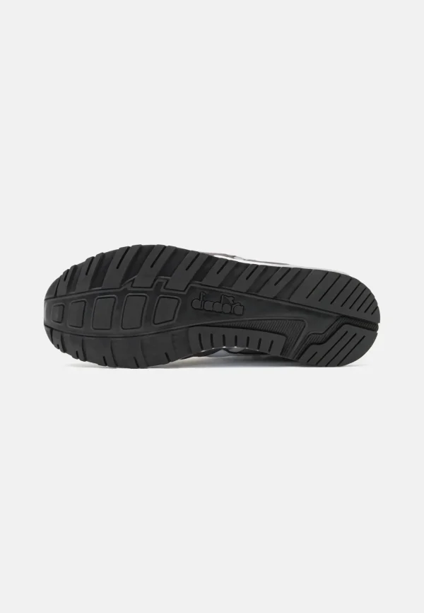 N902 Dark Gray