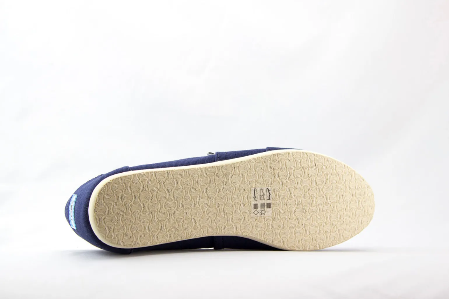 toms__navy_3.webp Toms - Navy